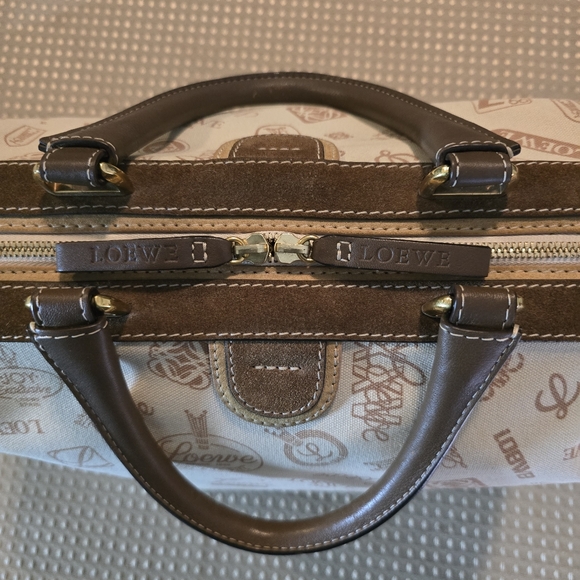 Loewe - Picture 14 of 15